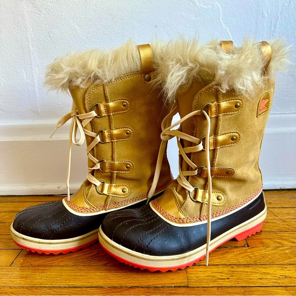 Sorel Tofino Boots - SZ 38EU - Picture 1 of 6